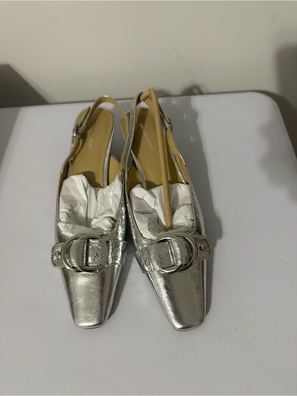 Michael Kors Women’s Silver Jaden Kitten Sling Pump Size 7.5
